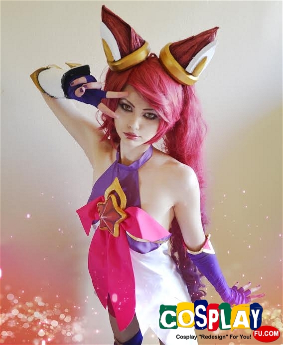 Jinx The Loose Cannon Cosplay From League Of Legends By Rebecca